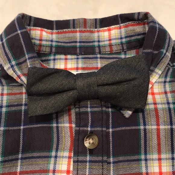 Old Navy Long Sleeved Button Down with Bow Tie - Picture 3 of 3